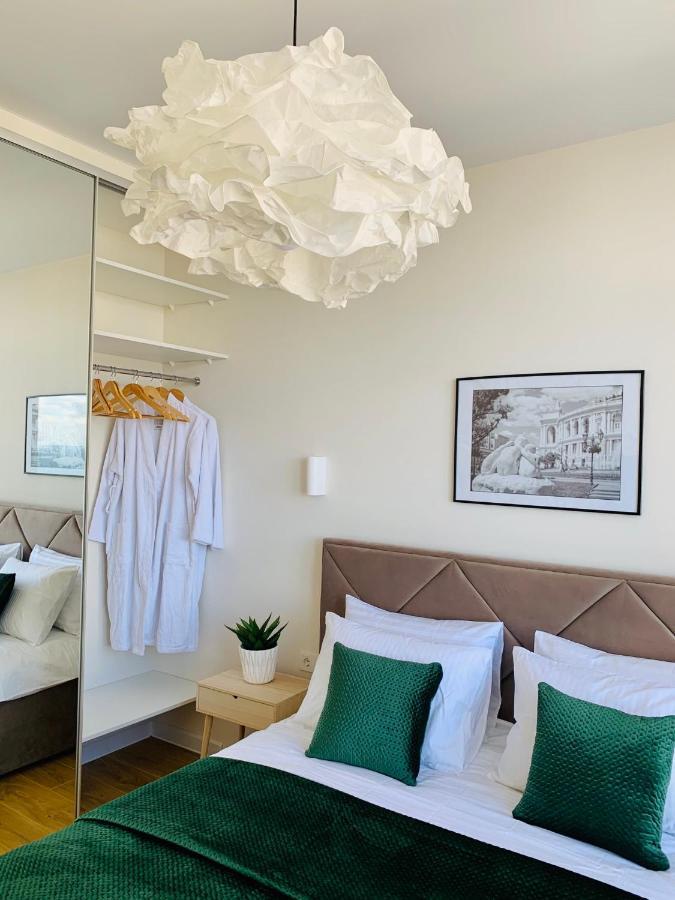 Arcadia Sunrise Sea View Apartment Одесса Экстерьер фото